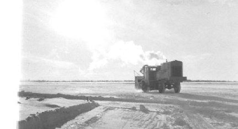 Snow clearning 1950's